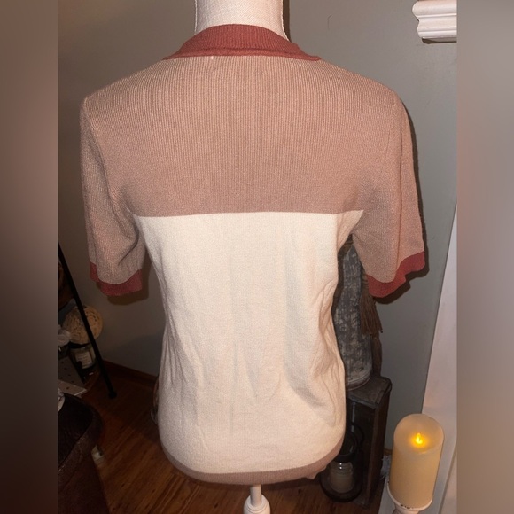 Polygram tri color short sleeve sweater. Size small super cute! - Picture 2 of 6